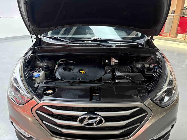 Hyundai ix35 2013 thumb 8
