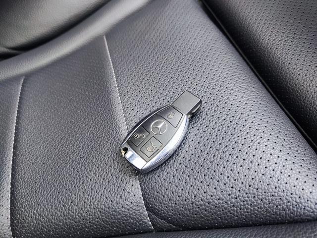 Mercedes-Benz C-Класс 2015 thumb 9