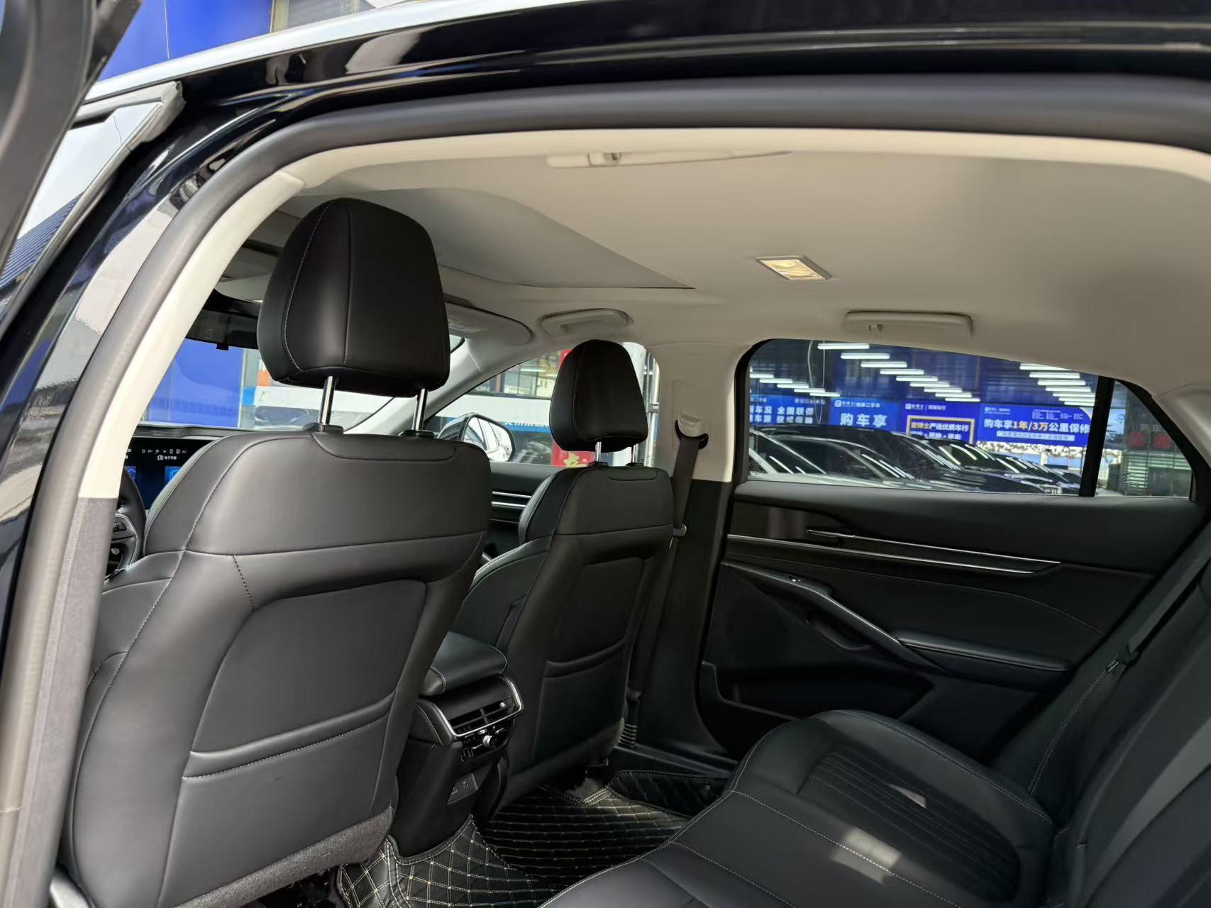 Ford Mondeo 2025 thumb 7