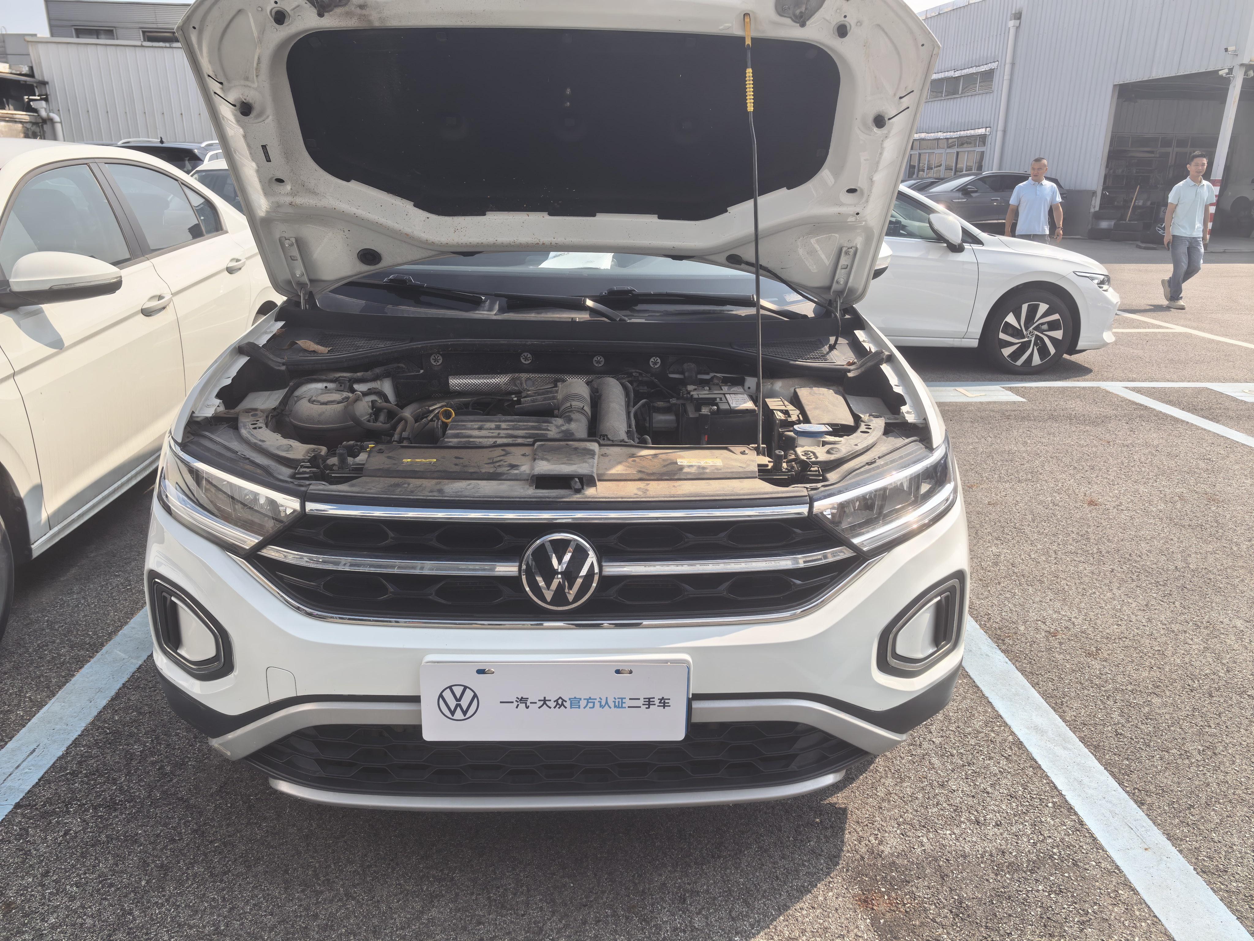 Volkswagen T-Roc 2024 thumb 6