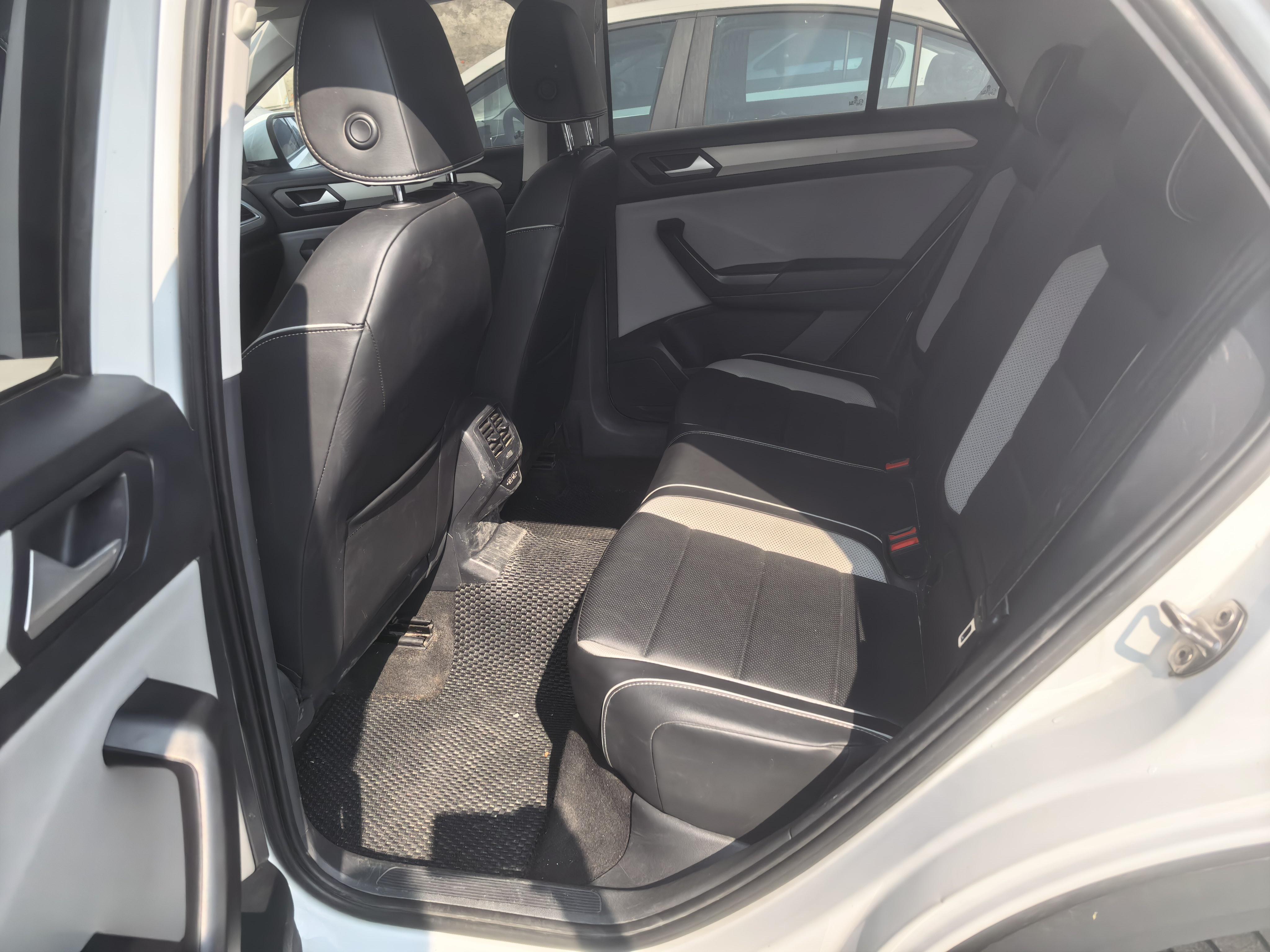 Volkswagen T-Roc 2024 thumb 11