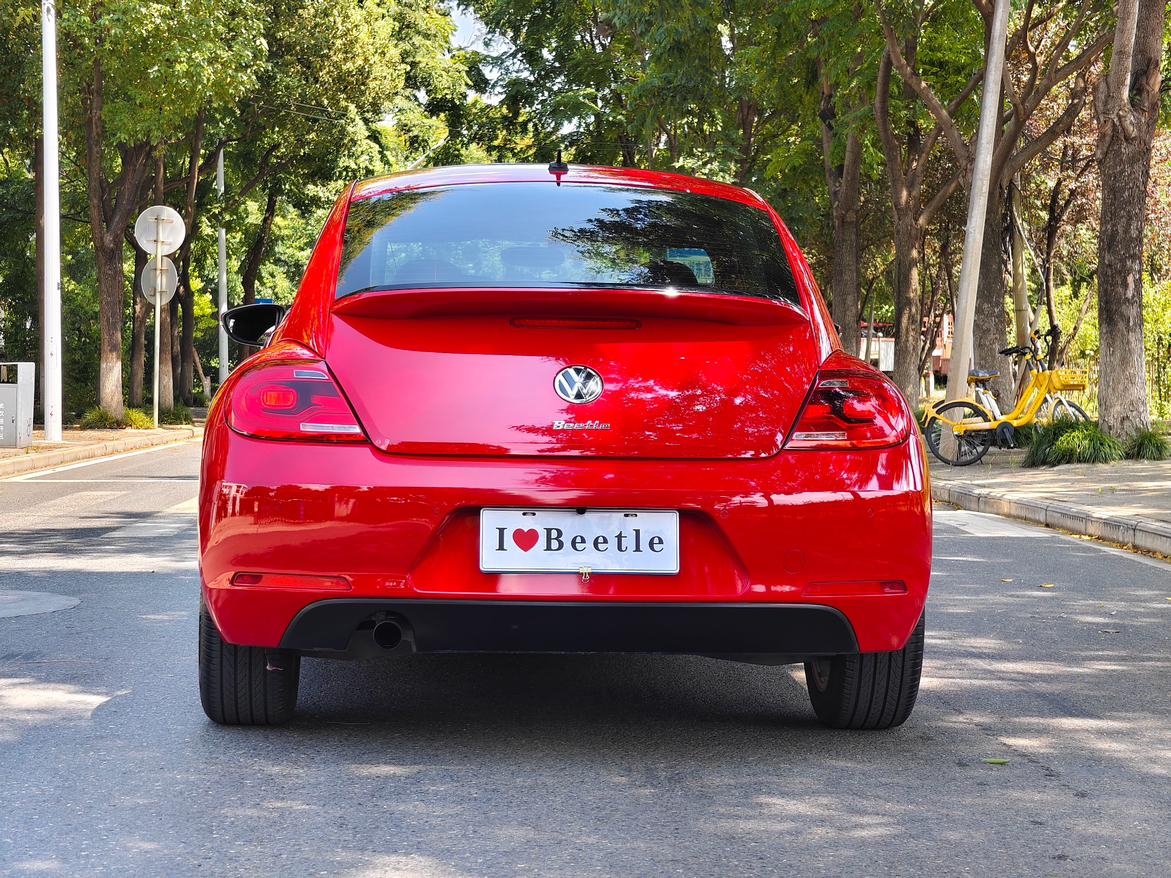 Volkswagen Beetle 2015 thumb 2