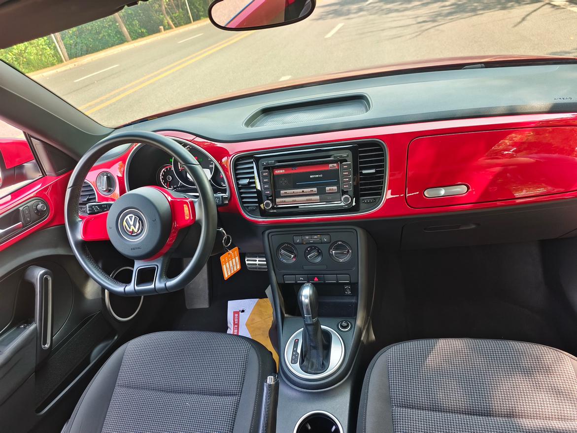 Volkswagen Beetle 2015 thumb 10