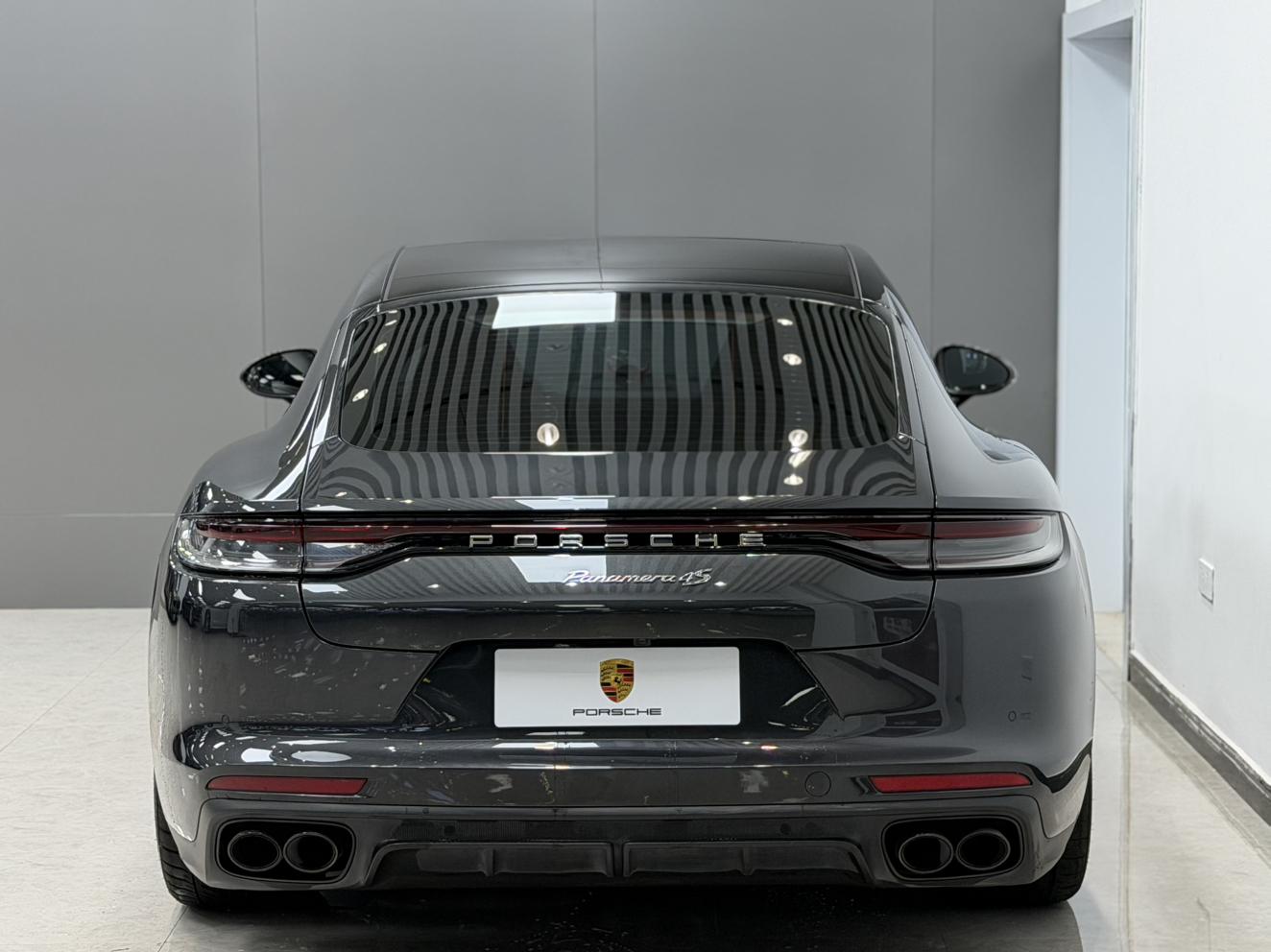 Porsche Panamera 2021 thumb 3