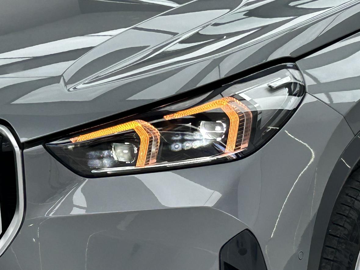 BMW X1 2023 thumb 5