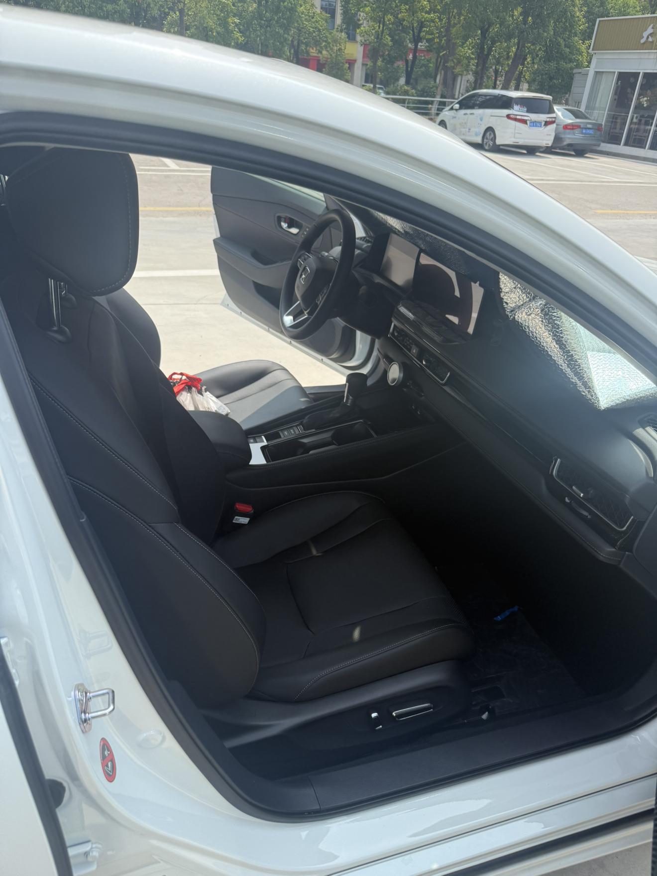 Honda Inspire 2023 thumb 6