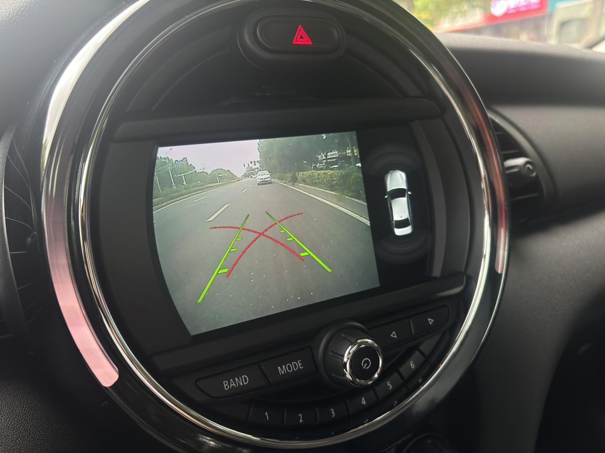 Mini Hatch 2018 thumb 10
