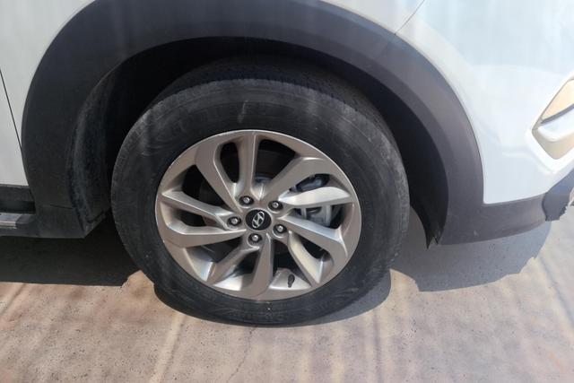 Hyundai Tucson 2018 thumb 2