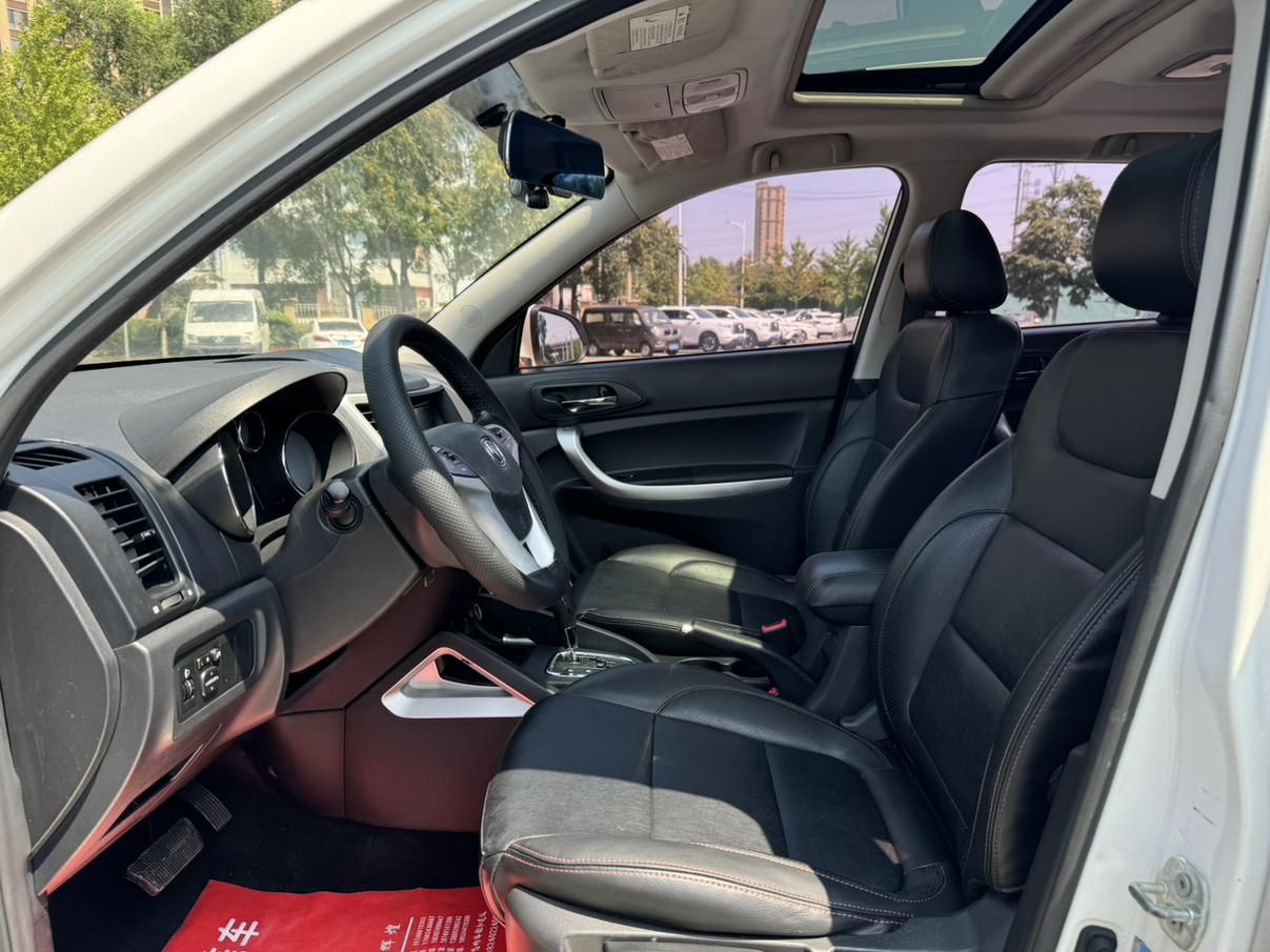 Changan CS35 2015 thumb 6