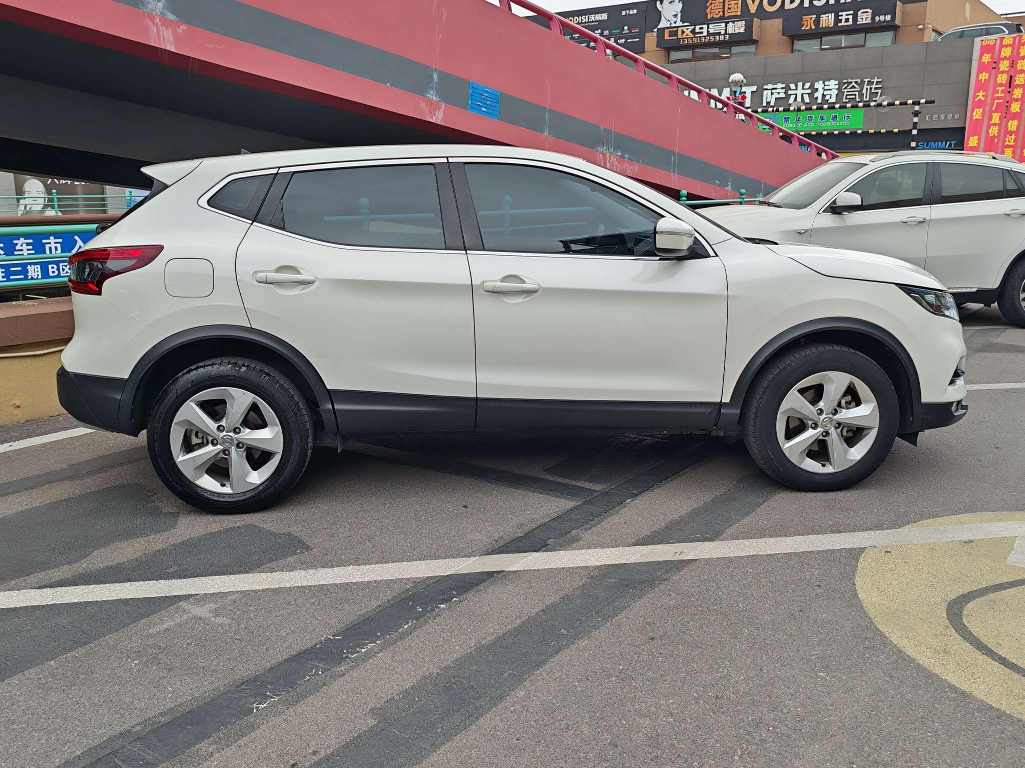 Nissan Qashqai+2 2022 thumb 3