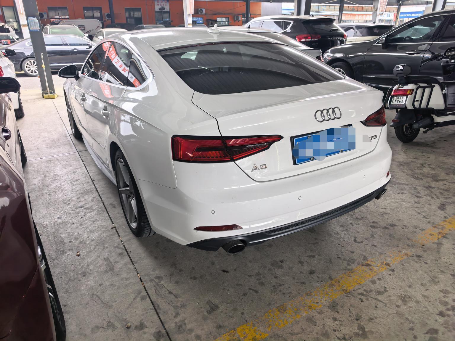 Audi A5 2017 thumb 12