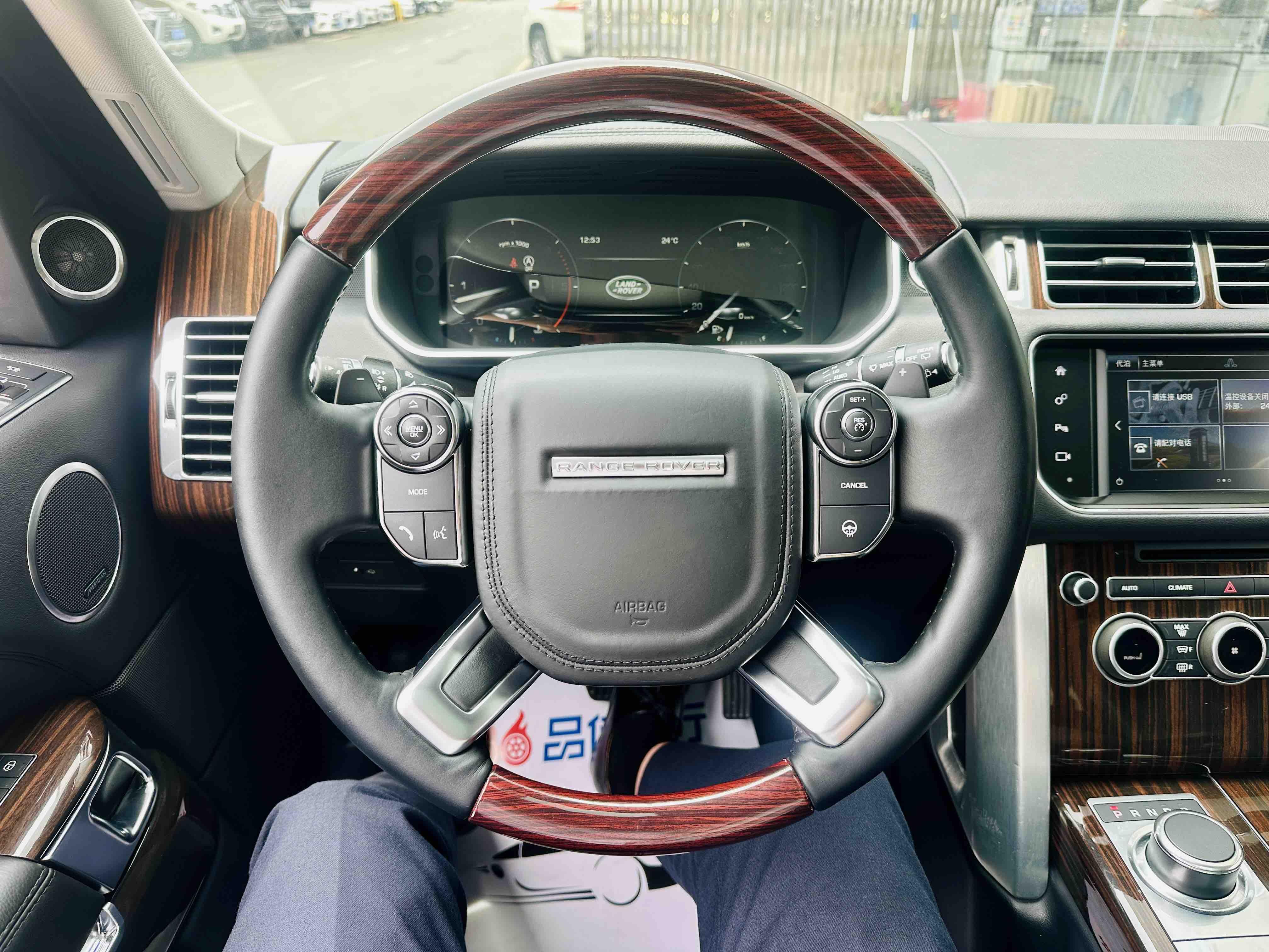 Land Rover Range Rover 2016 thumb 7