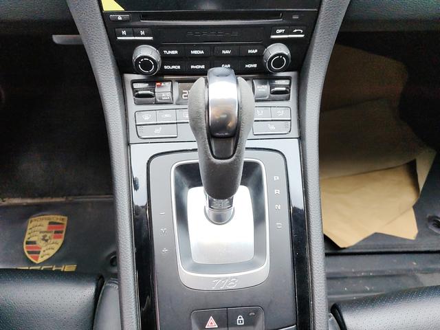 Porsche 718 2019 thumb 8