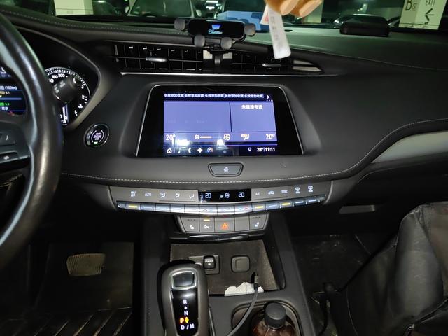 Cadillac XT4 2018 thumb 6