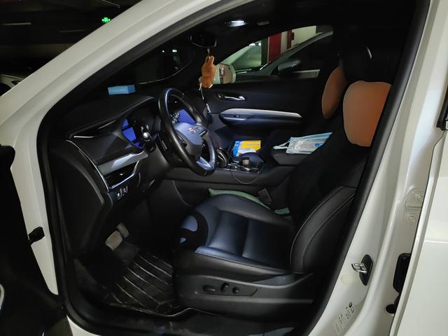 Cadillac XT4 2018 thumb 8