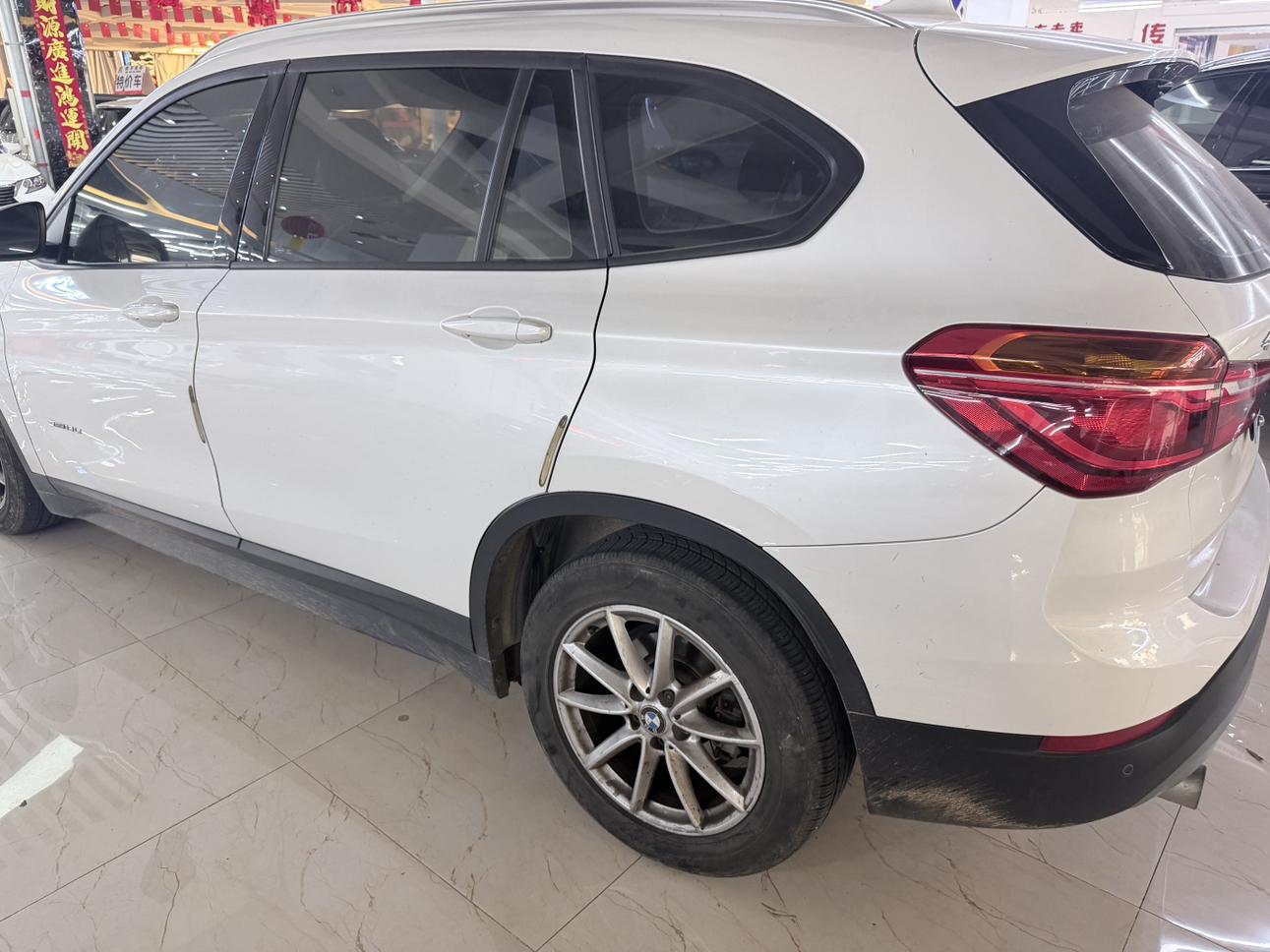 BMW X1 2018 thumb 2