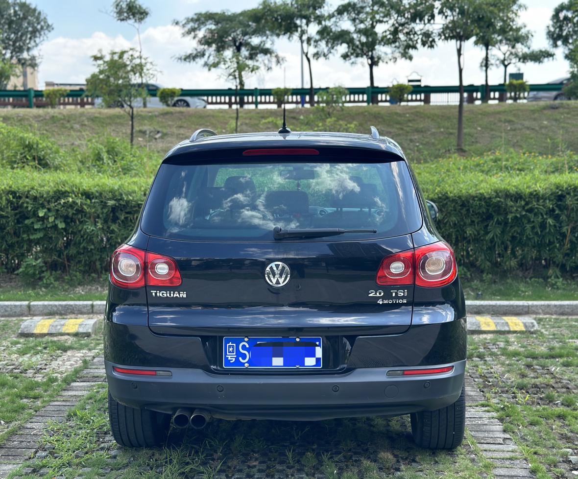 Volkswagen Tiguan 2011 thumb 3