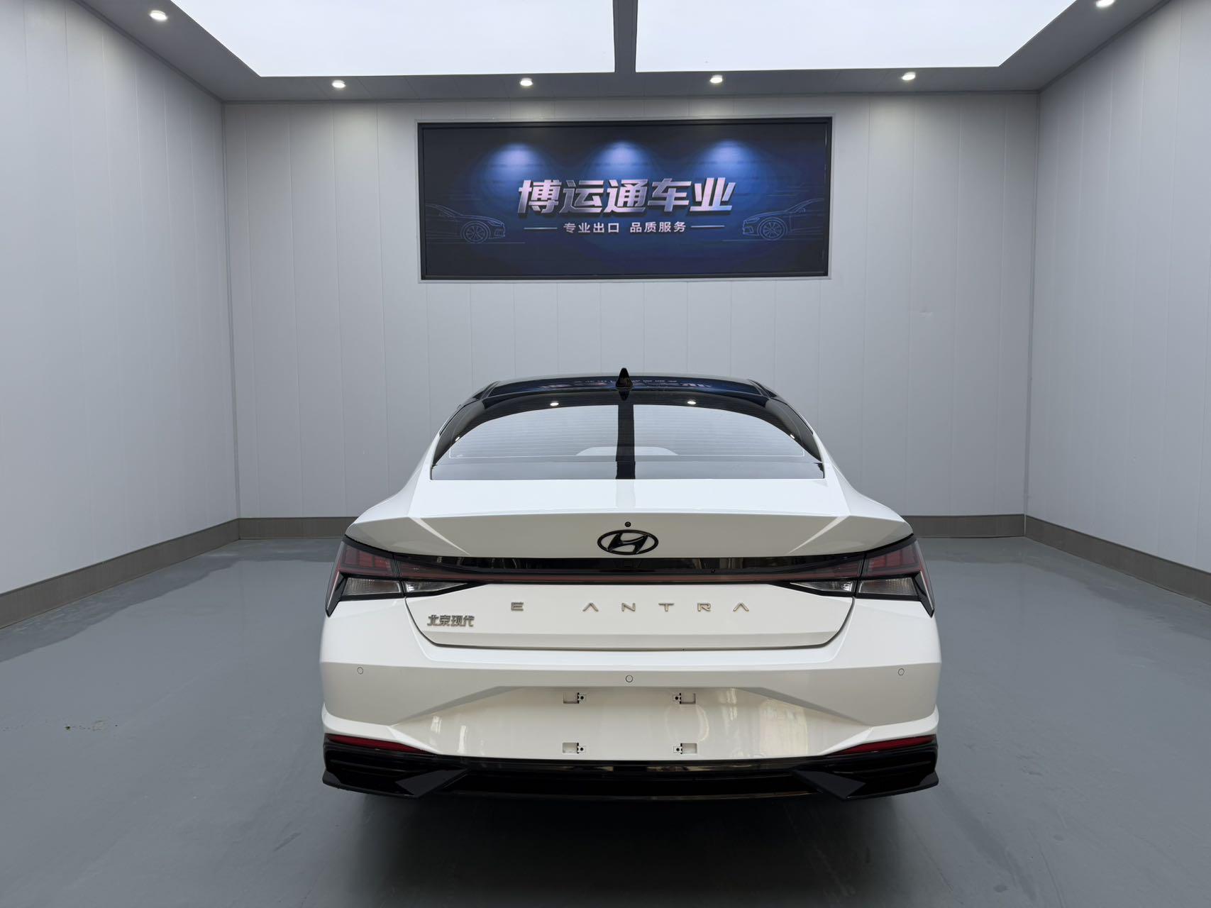 Hyundai Elantra 2022 thumb 3