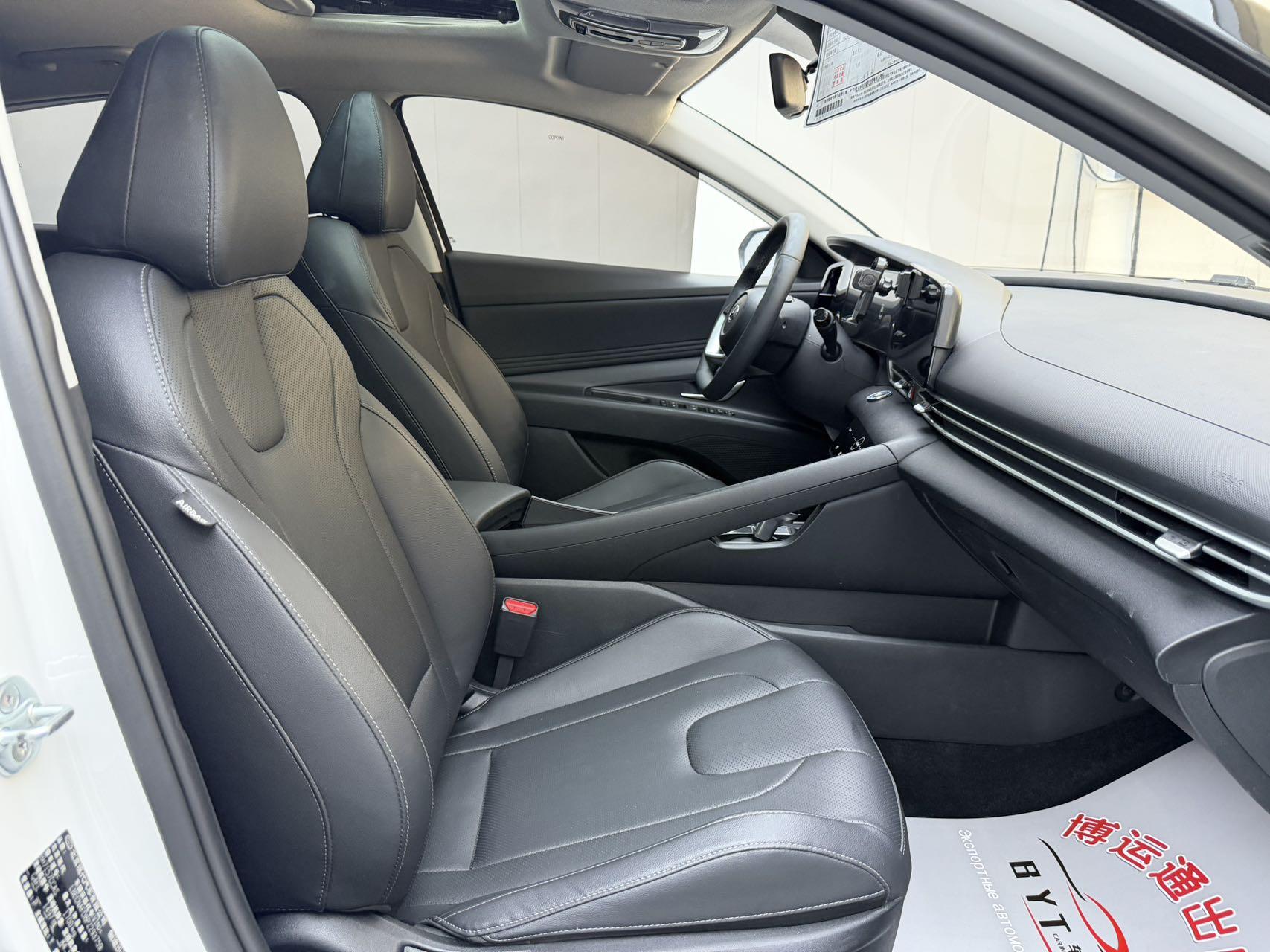 Hyundai Elantra 2022 thumb 9