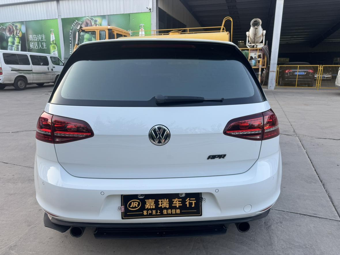 Volkswagen Golf GTI 2016 thumb 4