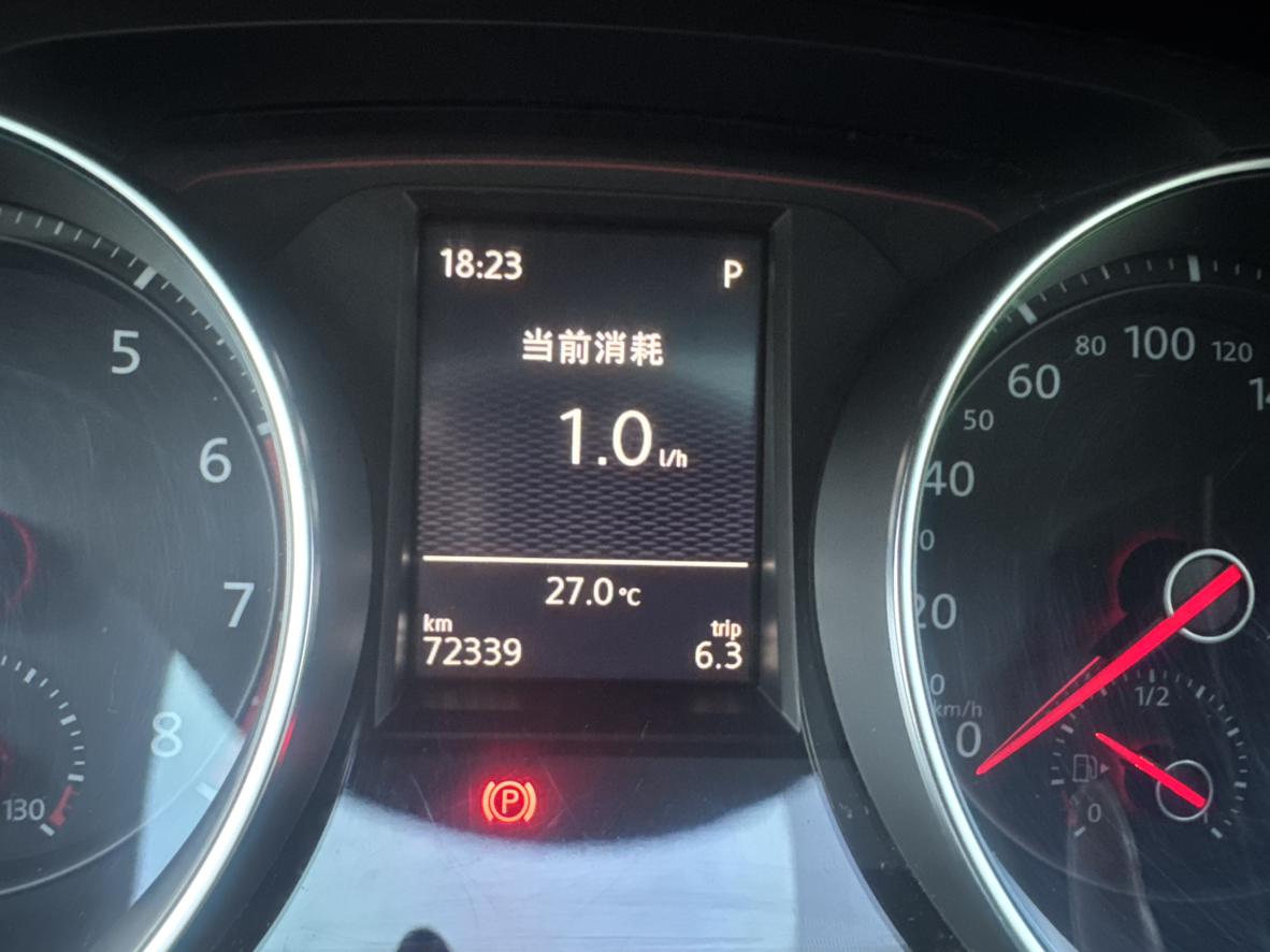Volkswagen Golf GTI 2016 thumb 11