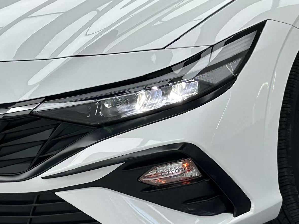 Hyundai Elantra 2021 thumb 5