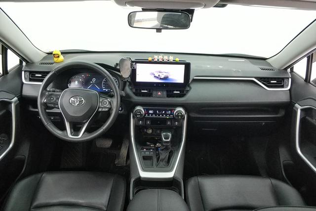 Toyota RAV4 2023 thumb 9