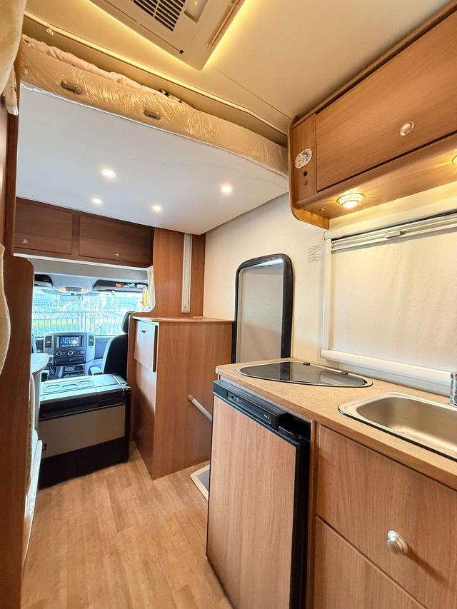 Mercedes-Benz Sprinter 2018 thumb 4