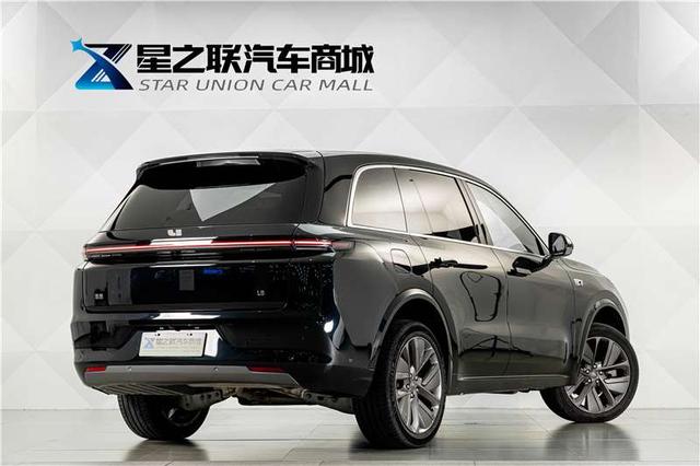 Lixiang (Li Auto) L8 2024 thumb 2