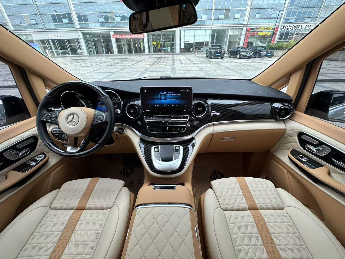 Mercedes-Benz V-Класс 2022 thumb 8