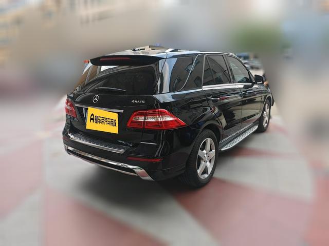 Mercedes-Benz M-Класс 2015 thumb 12