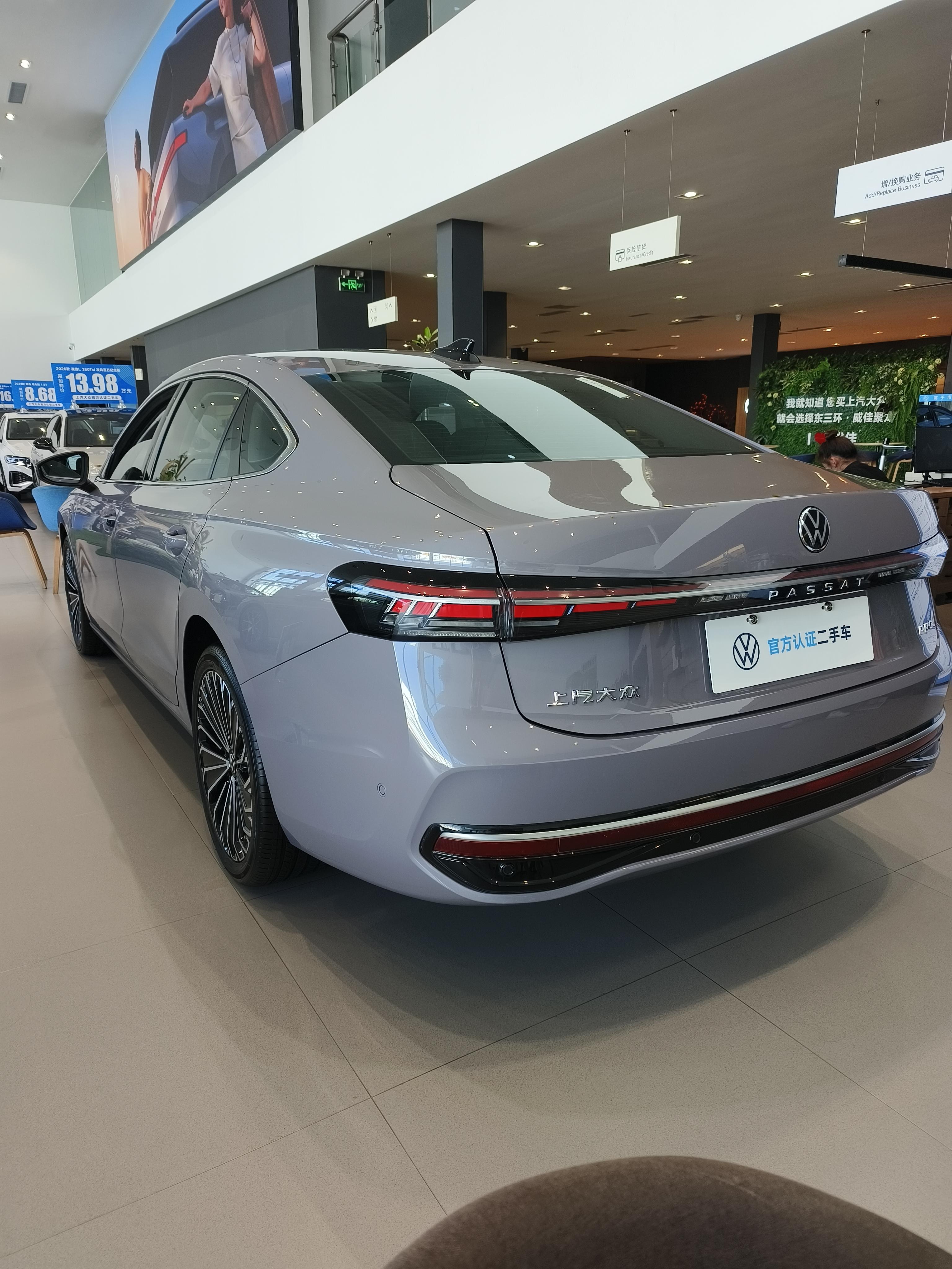 Volkswagen Passat (North America and China) 2025 thumb 2