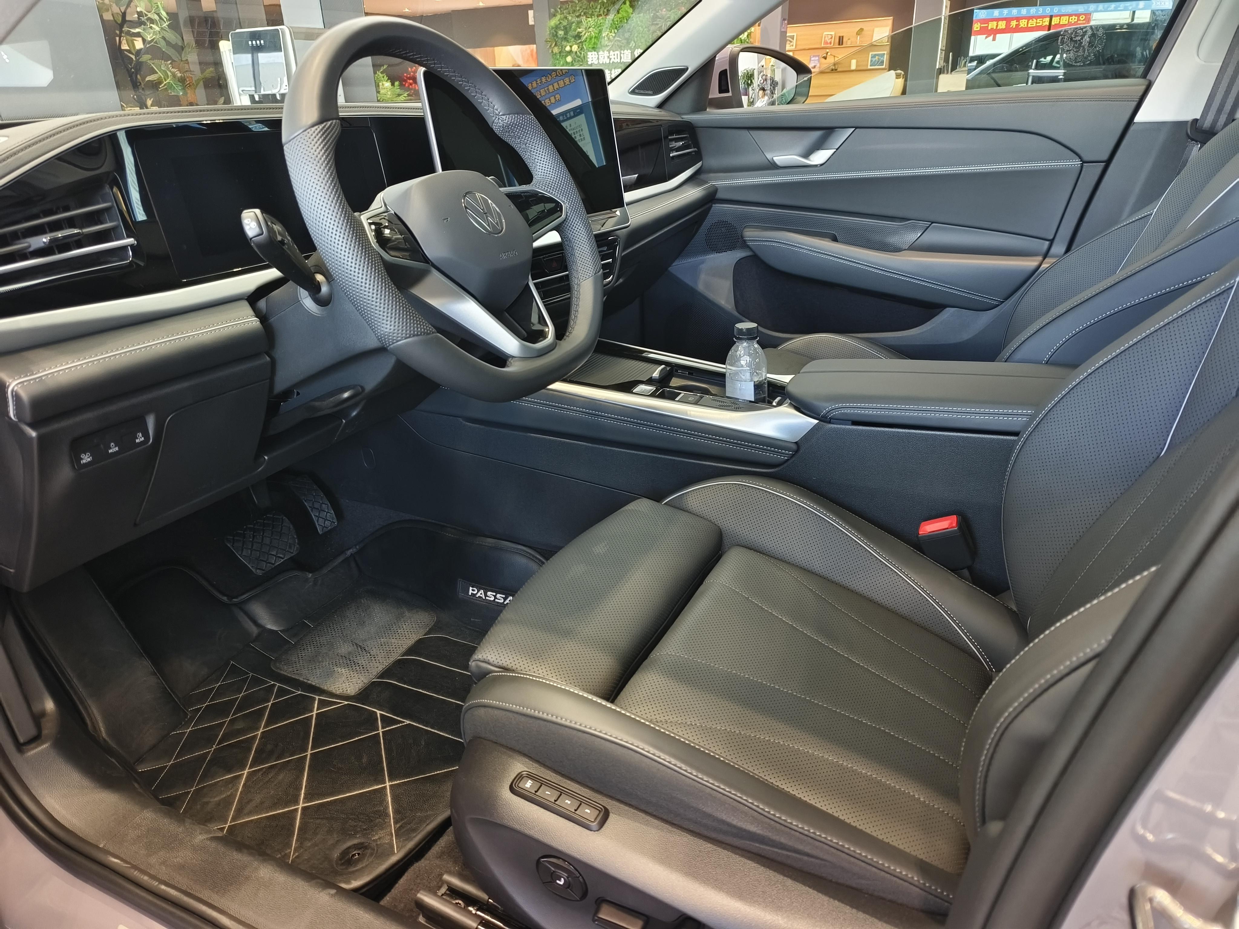 Volkswagen Passat (North America and China) 2025 thumb 8