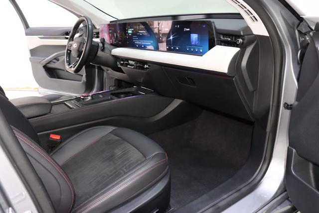 Ford Mondeo 2022 thumb 8