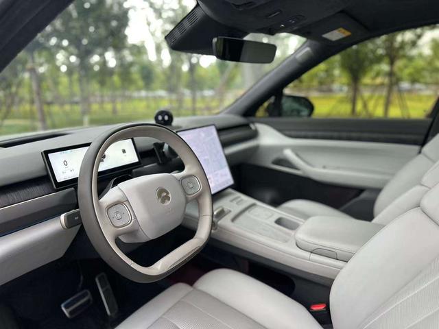 Nio ES8 2023 thumb 11