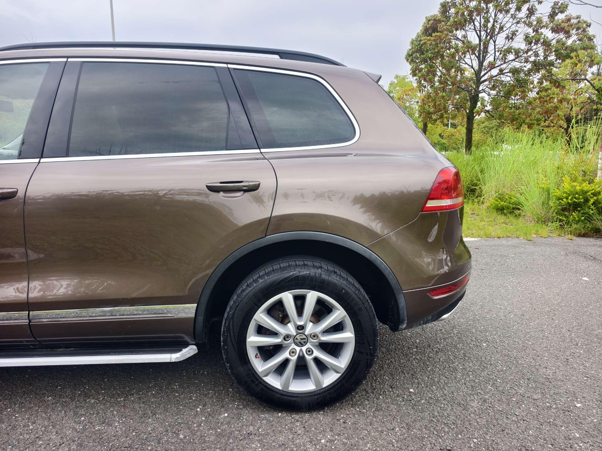 Volkswagen Touareg 2011 thumb 7