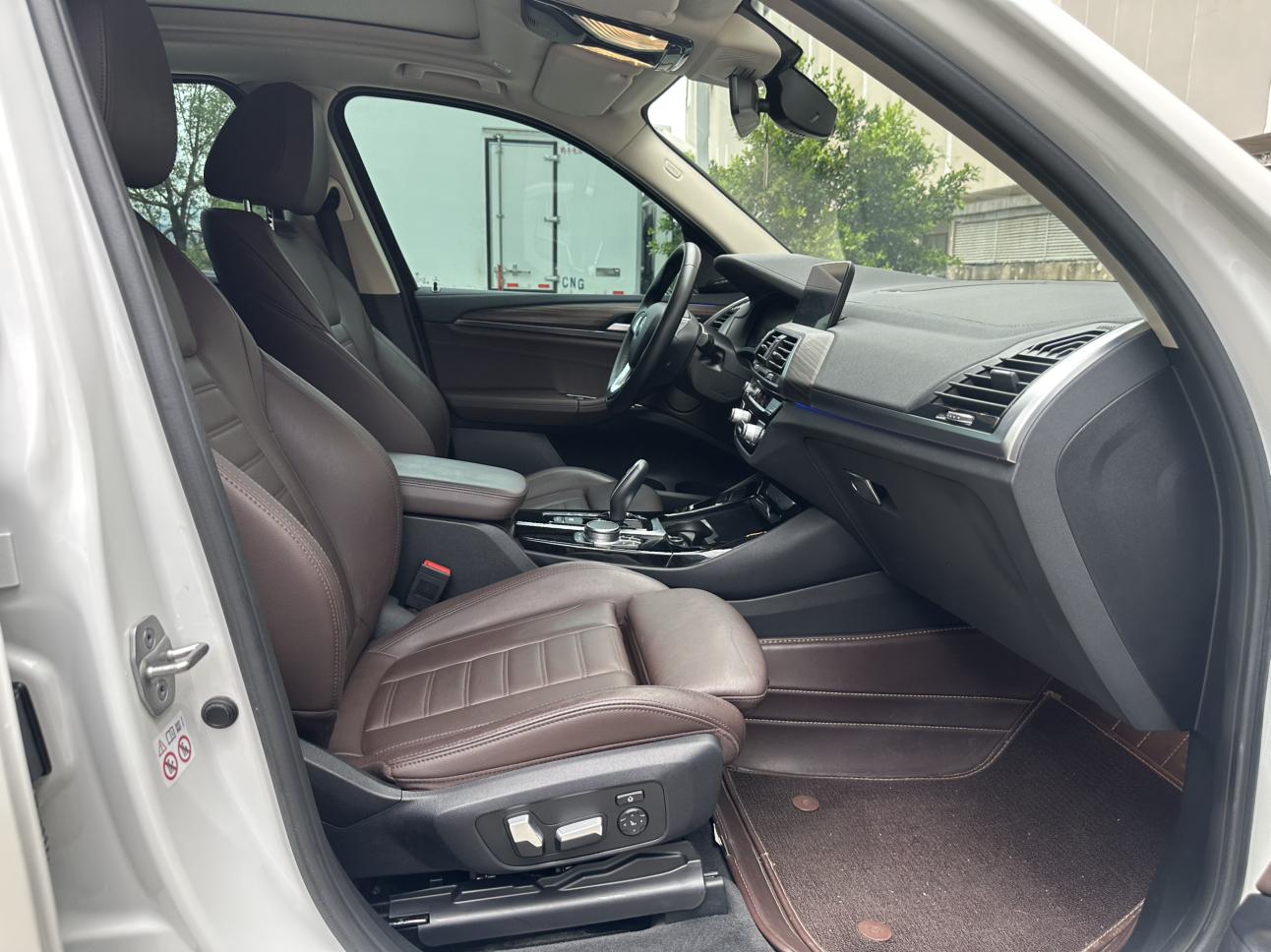 BMW X3 2021 thumb 8