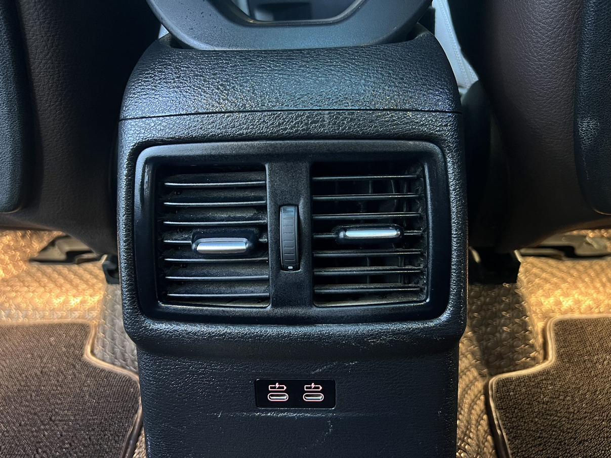 BMW X1 2022 thumb 9