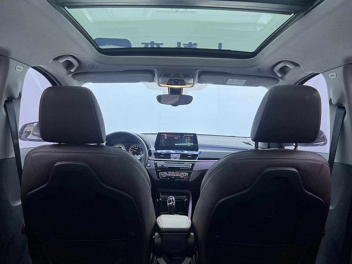 BMW X1 2022 thumb 12