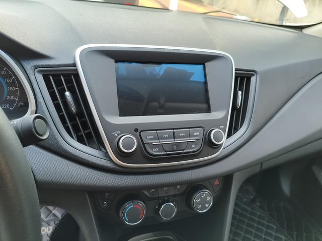 Chevrolet Cavalier 2019 thumb 6