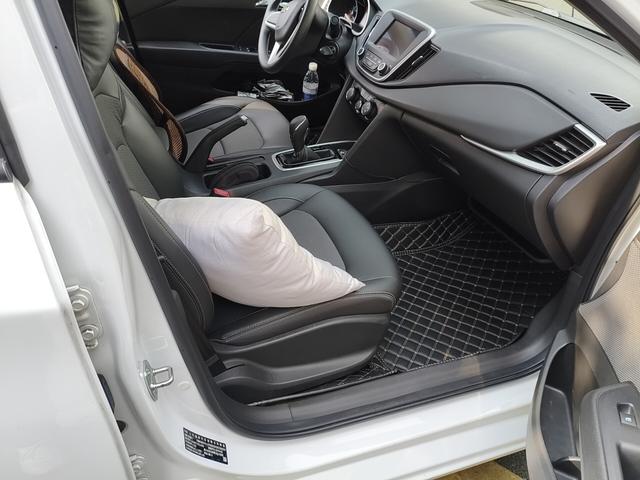 Chevrolet Cavalier 2019 thumb 9