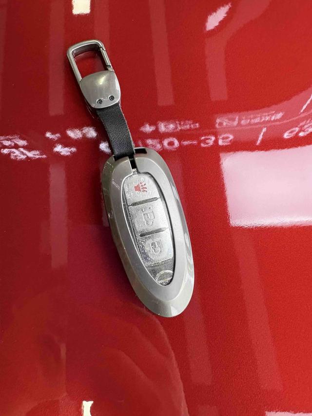 Nissan Qashqai+2 2012 thumb 9