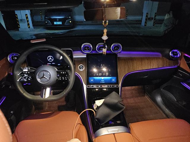 Mercedes-Benz GLC 2025 thumb 3