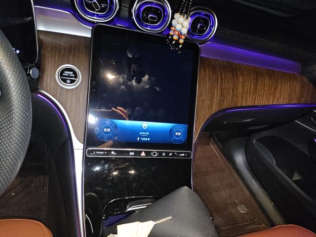 Mercedes-Benz GLC 2025 thumb 6