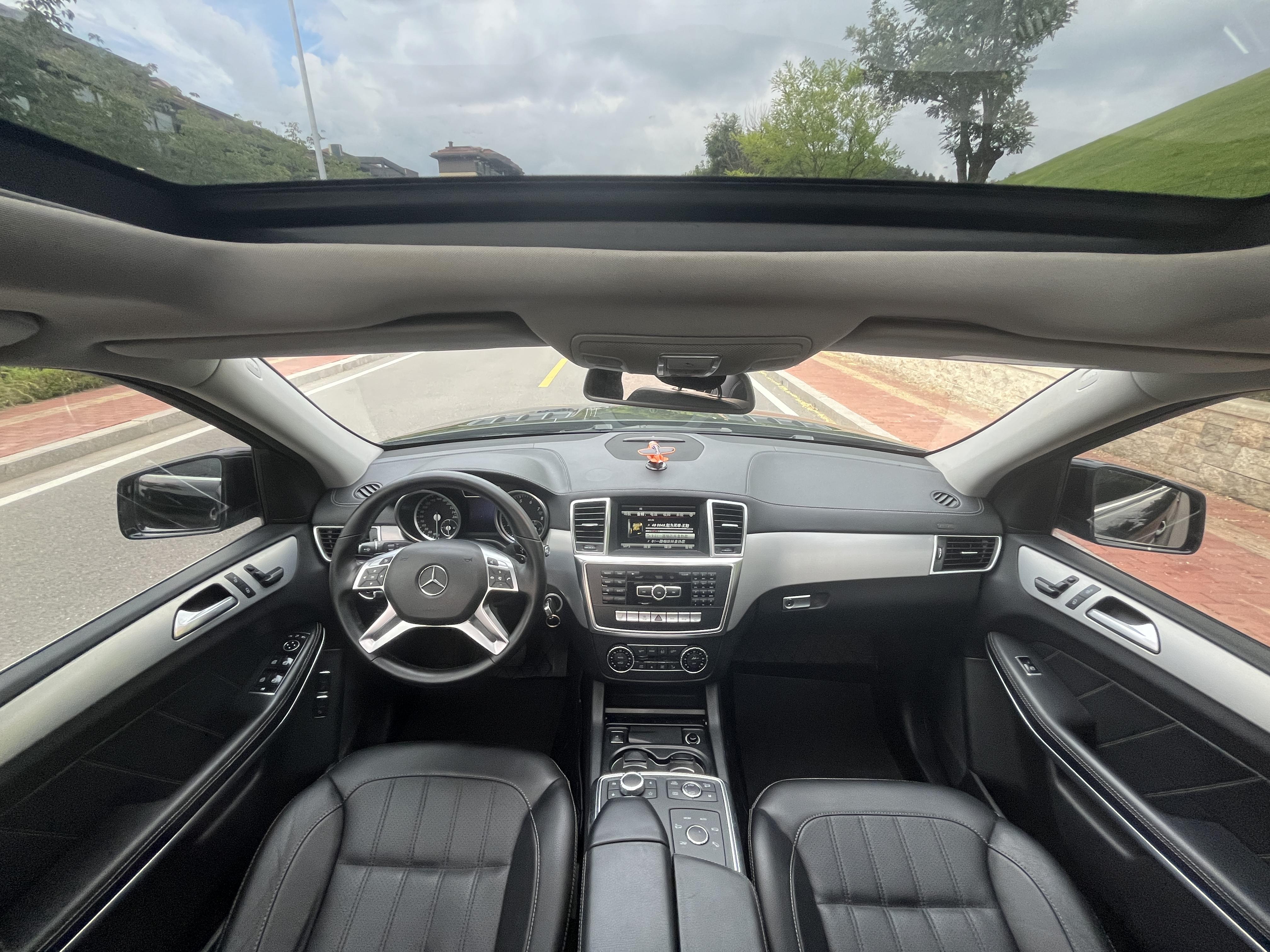 Mercedes-Benz GL-Класс 2014 thumb 5
