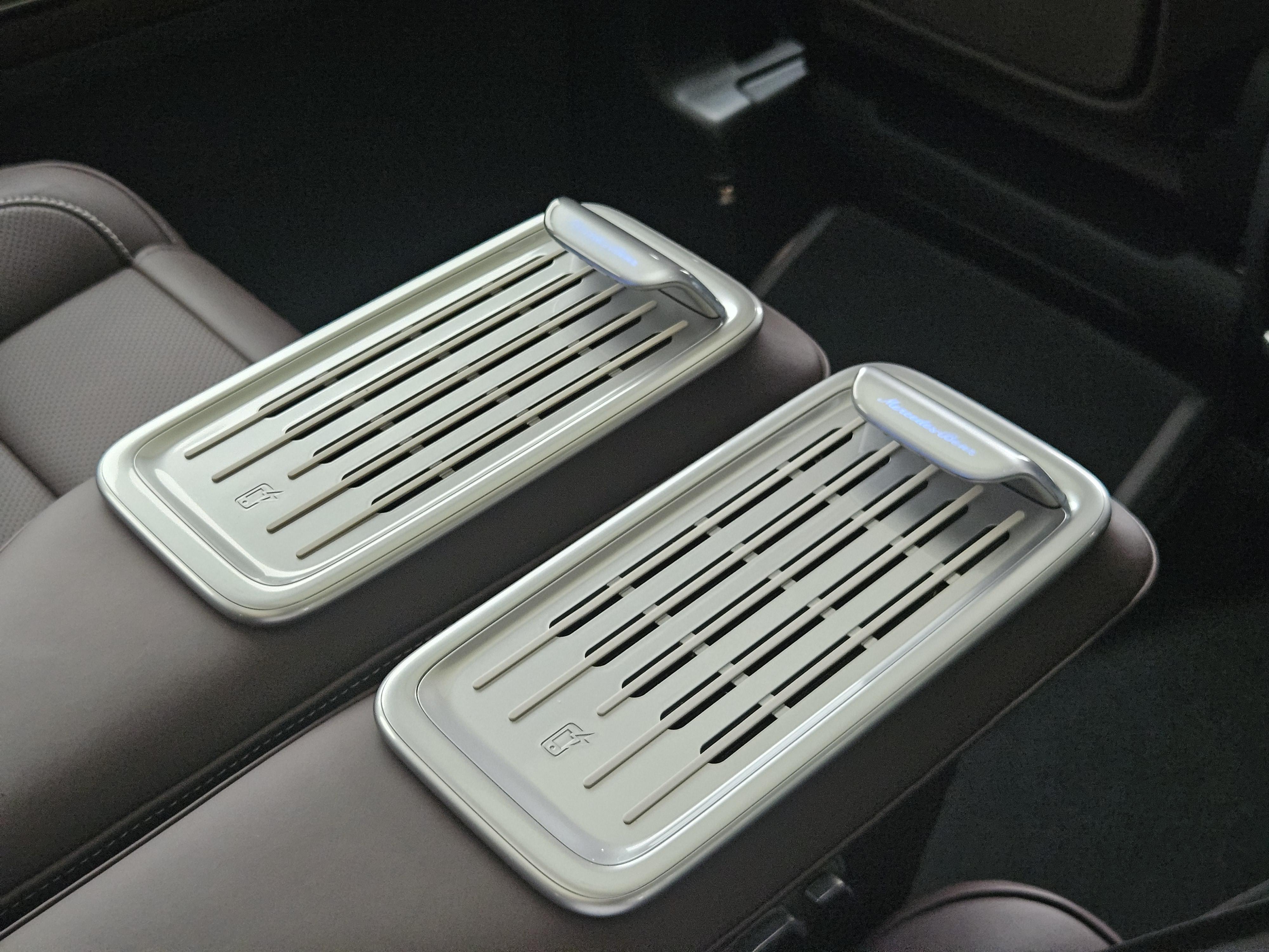 Mercedes-Benz V-Класс 2024 thumb 8