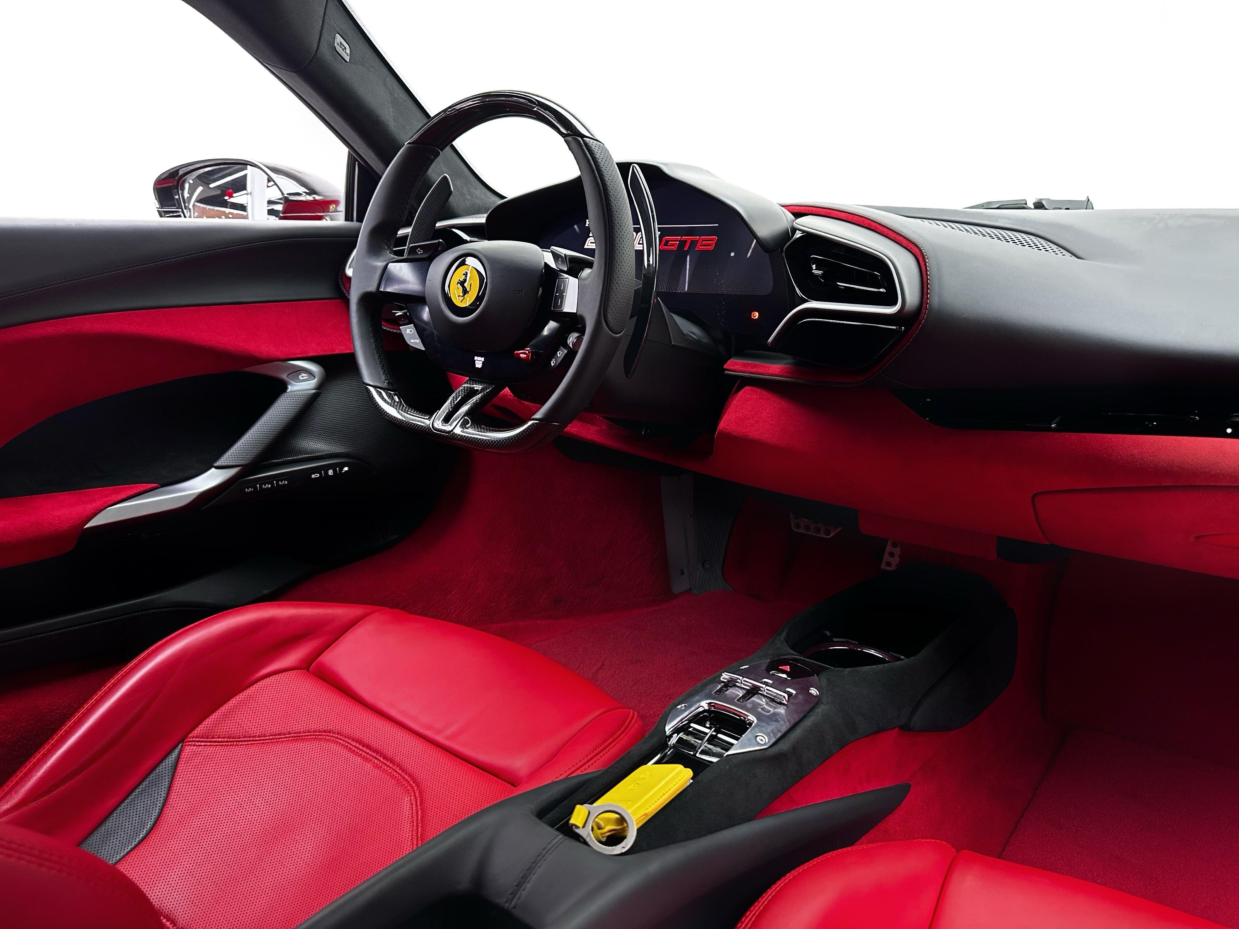Ferrari 296 2021 thumb 6