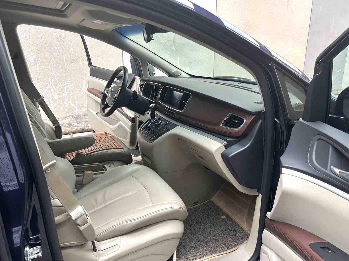 Buick GL8 2014 thumb 7