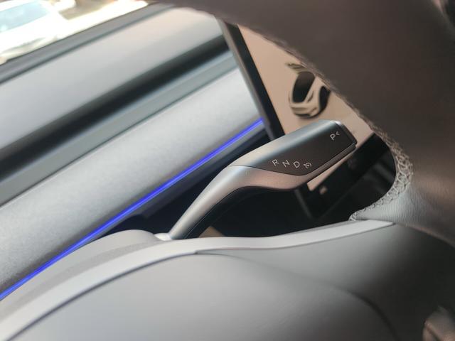 Tesla Model Y 2024 thumb 7