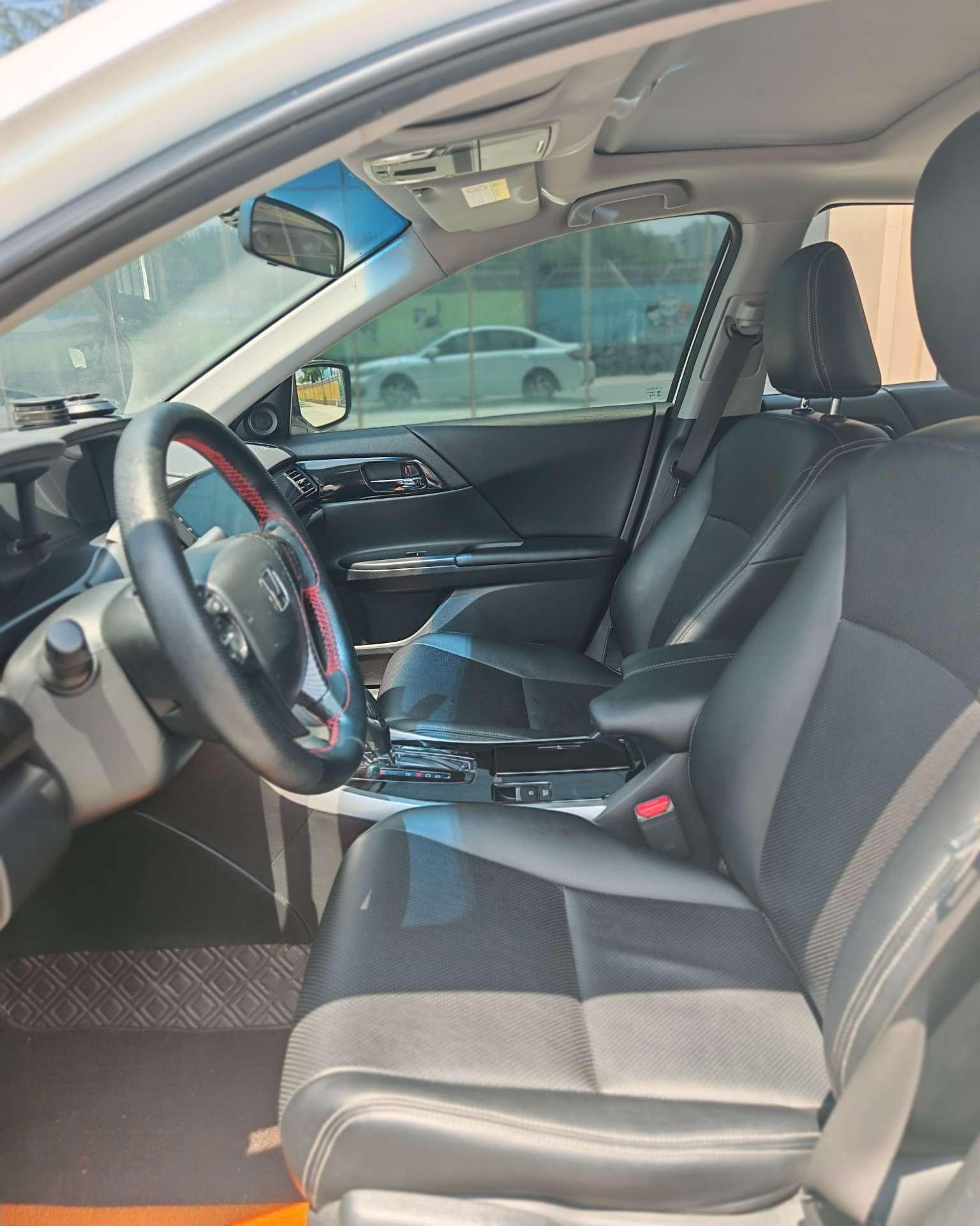 Honda Accord 2016 thumb 6